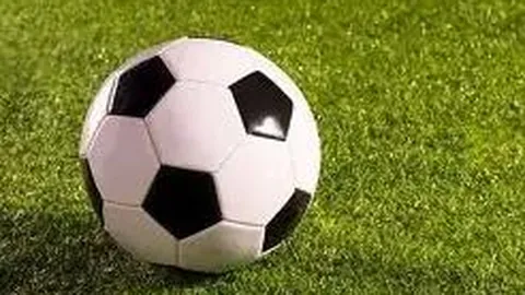 拜仁高层要求特狮致歉，否则诺伊尔或将续约再战5载