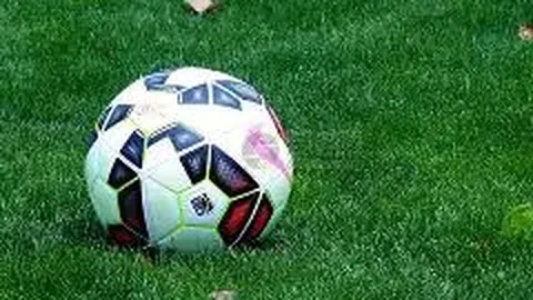 英超圣诞盛宴：33年荣耀时刻，17次巅峰对决，谁能笑到最后？